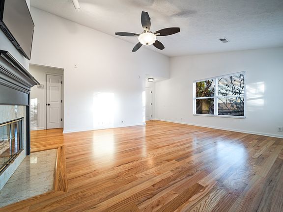 5th image of 2001 Remington Park Rd