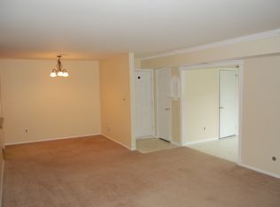 96 Sumac Ct, Mount Laurel, NJ 08054