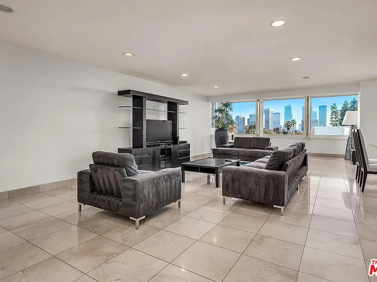865 Comstock Ave #4C — Photo 9