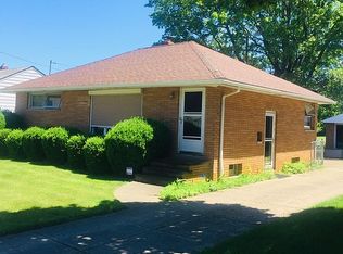 4649 Southwood Dr, Brooklyn, OH