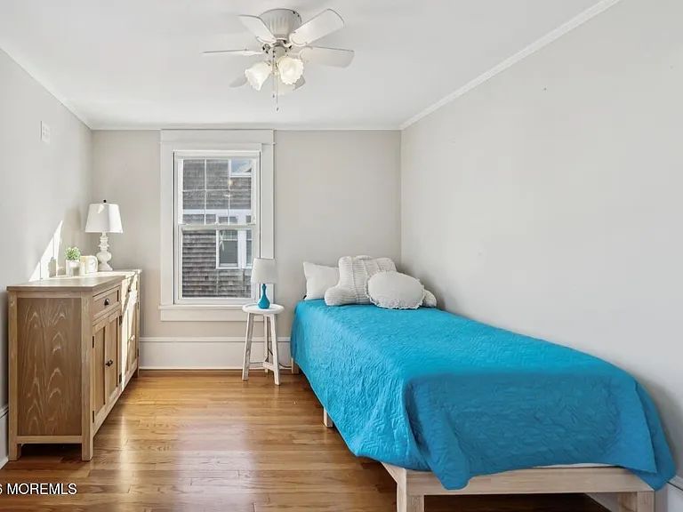 54 Osborne Ave — Photo 14