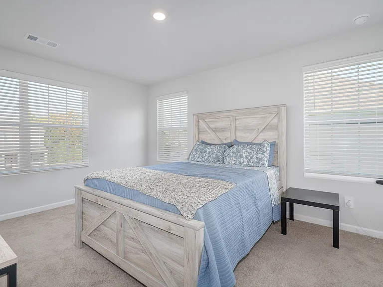 447 Augustine Dr — Photo 21