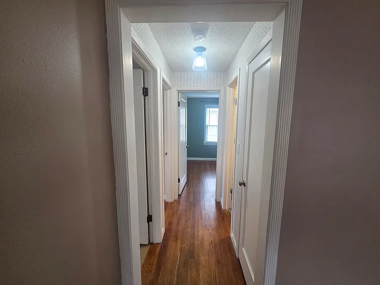 3703 W Rockwell Ave — Photo 34