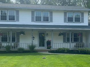 7415 Thatcher Ave NW, North Canton, OH 44720