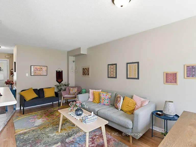 2406 Lazio Ln — Photo 9