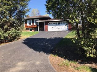 4 Birch Rd, Valatie, NY 12184