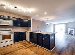 1540 Iroquois Ave, Grafton, WI 53024