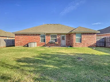 524 E Juniper Ln — Photo 2