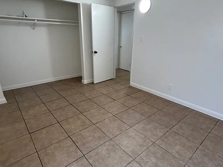 3791 Hazelwood St — Photo 7