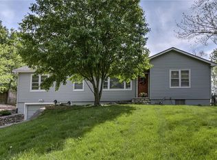6325 N Hope Ave, Kansas City, MO 64151