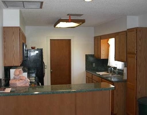 2nd image of 412 Alemeda Dr