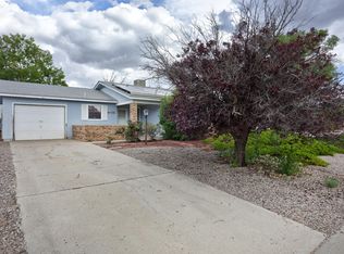 2720 Pinewood Dr SE, Rio Rancho, NM 87124