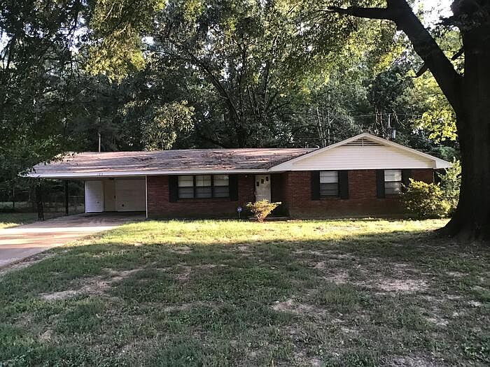 1st image of 165 Byron Dr