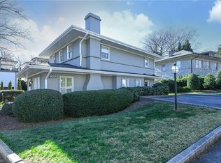 420 Fisher Park Cir, Greensboro, NC 27401