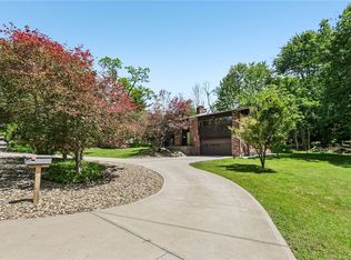 2772 Clearview Rd, Allison Park, PA 15101