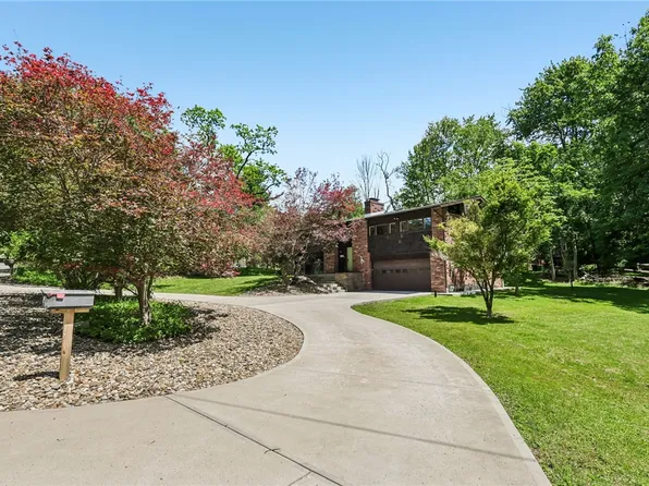 2772 Clearview Rd, Allison Park, PA 15101
