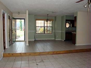 2nd image of 7409 Candlewood Ln