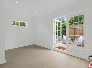 6602 McLennan Ave, Van Nuys, CA 91406