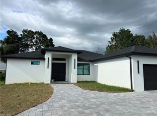 4727 Notthingham Dr, Fort Myers, FL 33905
