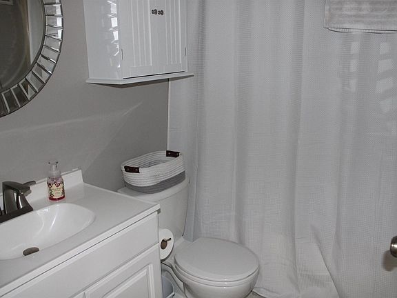 4th image of 3130 W 43rd St