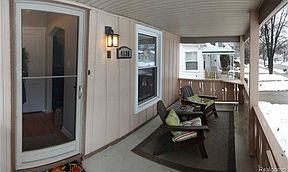 3rd image of 4130 Gardner Ave