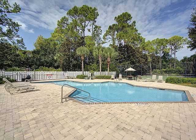 1st image of 2513 Demere Rd APT 8