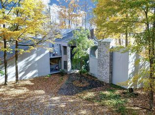 8333 W Shore Dr, Westerville, OH