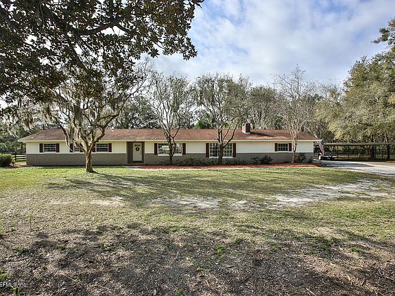 3rd image of 1360 NW 33rd Ave