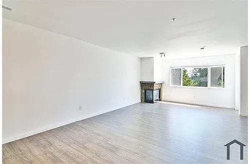 7405 Beverly Ln #202 Photo 1