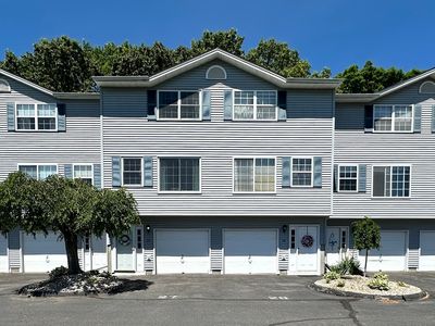 27 Waters Edge Dr #27, Ludlow, MA, 01056
