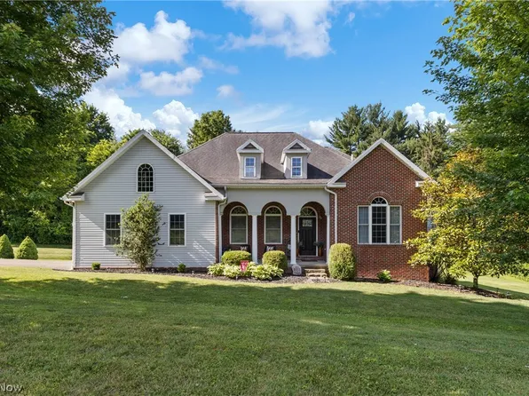 44260 Denise Ln, Saint Clairsville, OH 43950