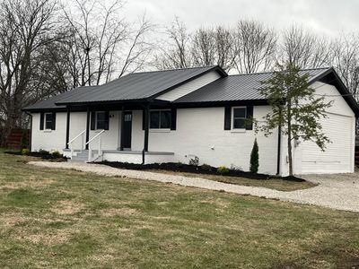 1047 New Deal Potts Rd, Cottontown, TN, 37048