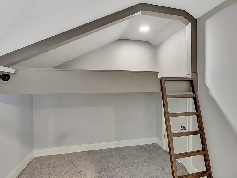 4031 General Martin Ln — Photo 31
