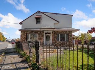 22 N Center St, Schenectady, NY 12305