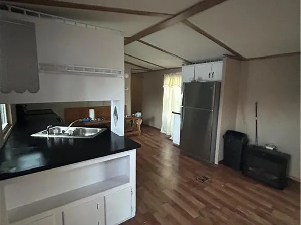 245 Manton St, Pawtucket, RI 02861