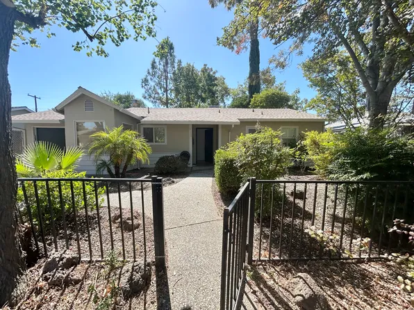 3136 Churchill Rd, Sacramento, CA 95864
