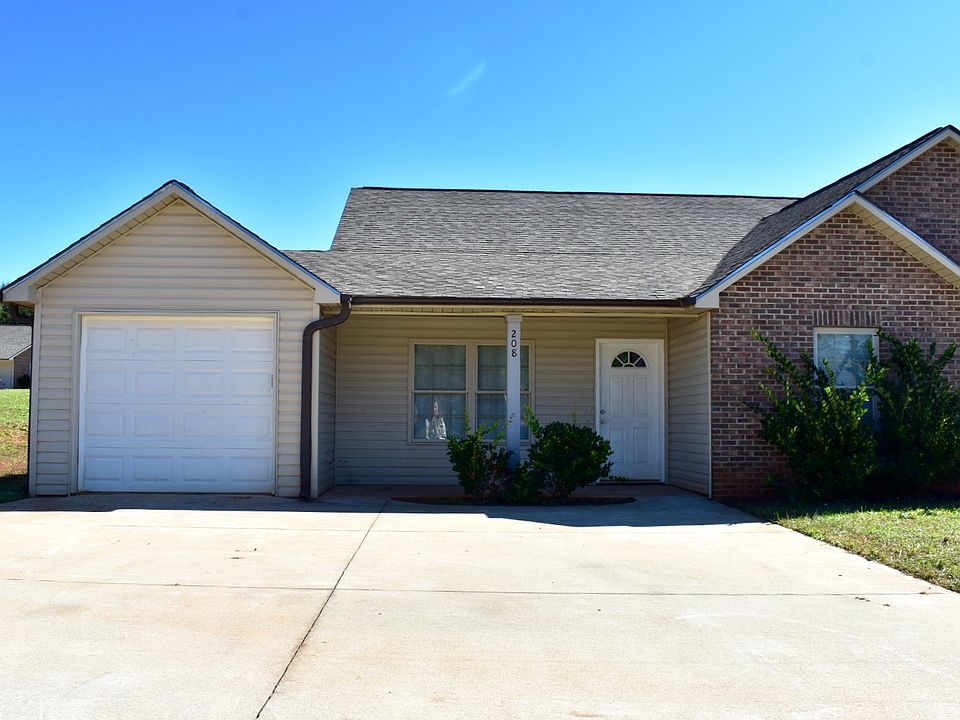 1st image of 208 Mary High Dr
