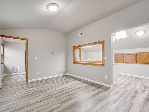 2nd image of N8095 Lakeshore Dr #4