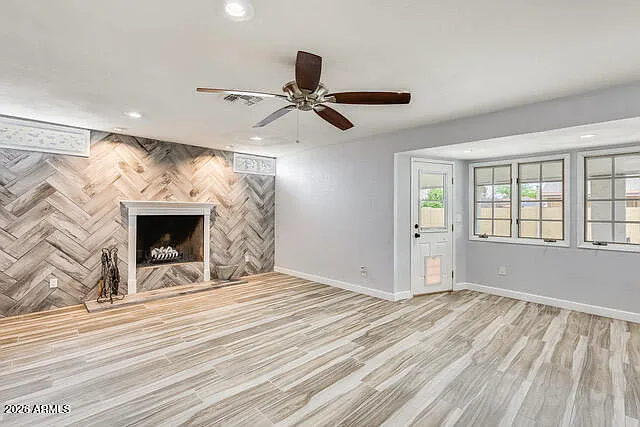 14018 N 44th Dr — Photo 10