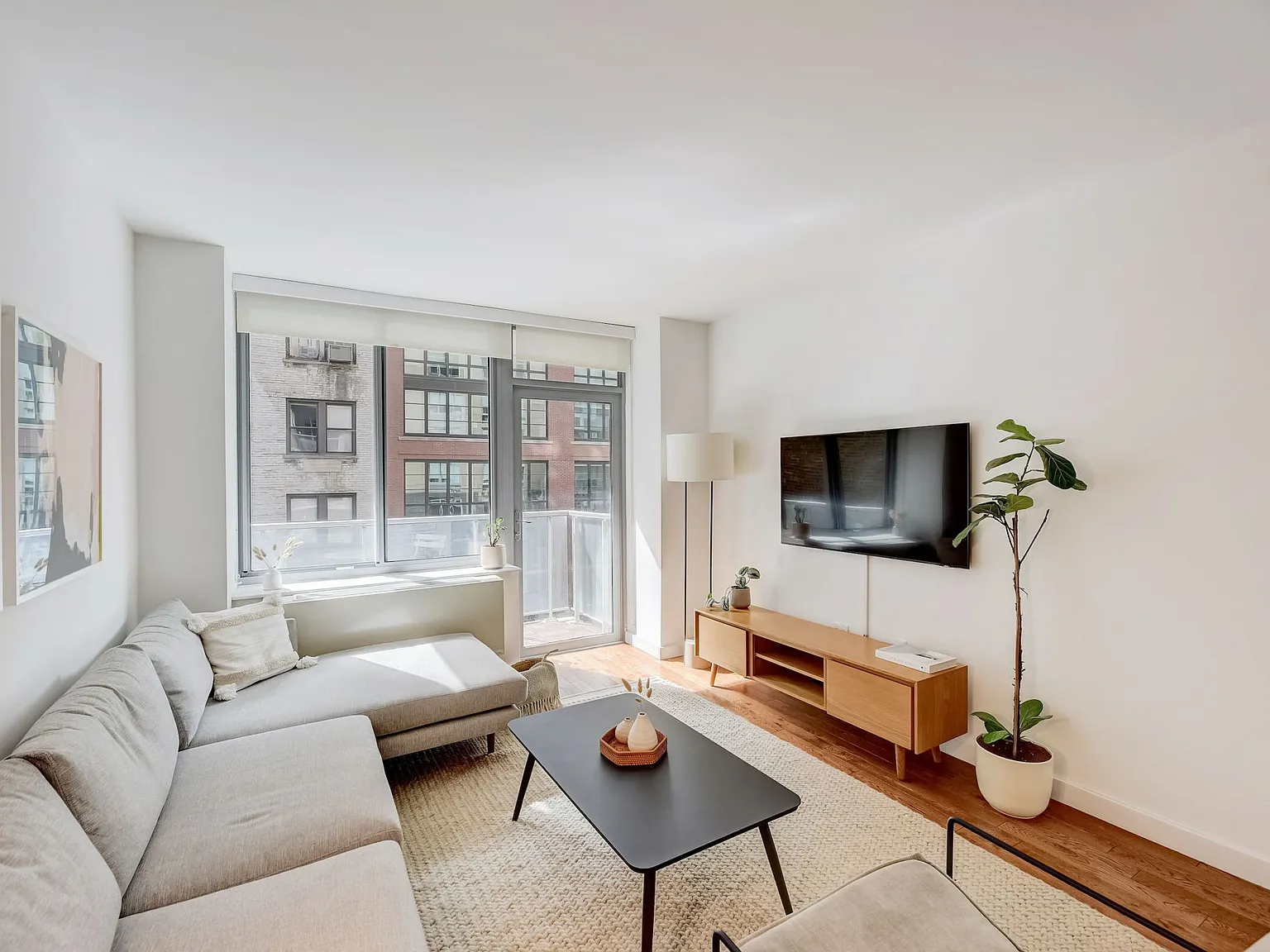 260 West 26th Street — Photo 1