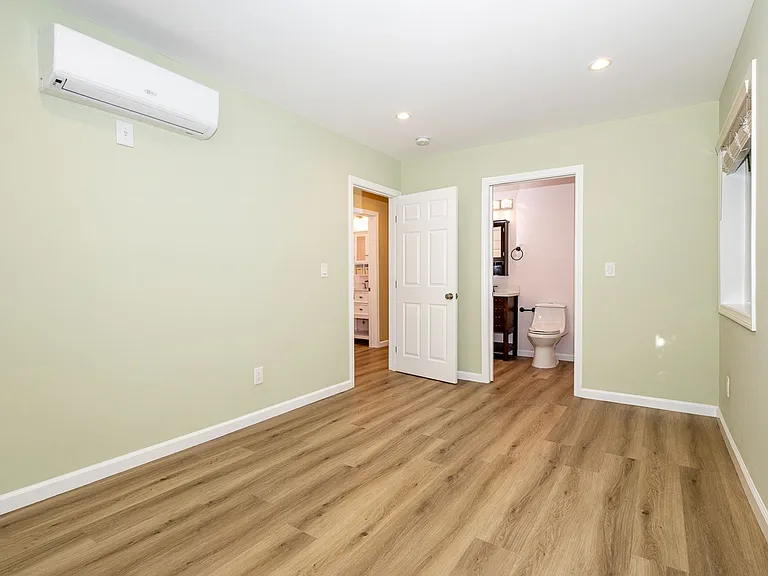 614 S Sycamore Ave — Photo 17