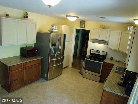 5th image of 30089 Hickory Dr