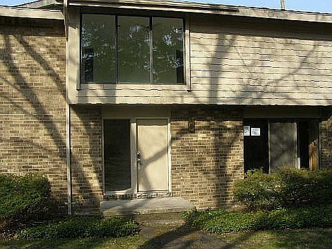 1st image of 7176 Pebble Park Dr #1