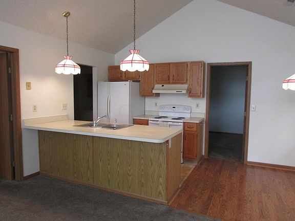4th image of 162 Timbers Dr