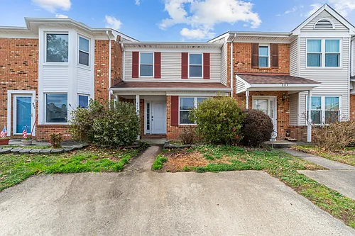 802 Nottaway Dr #1 Photo 1