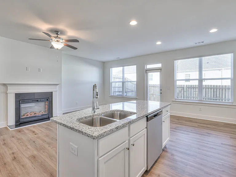 Westfield Townhomes — Photo 15