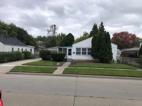 185 N Walnut St, Mount Clemens, MI 48043