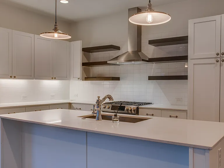 602 Finley Ct — Photo 11
