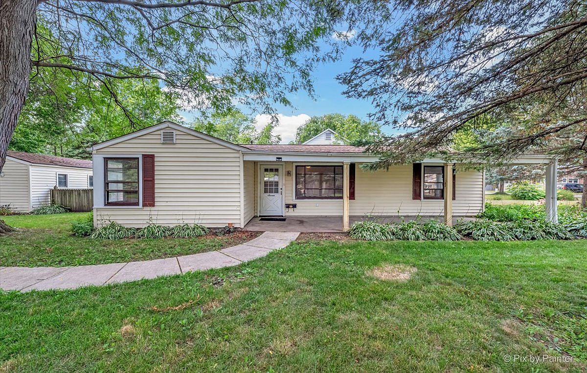 7 S College St, Batavia, IL 60510 | Zillow