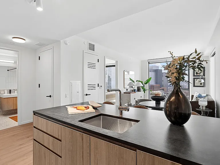 55 Willoughby St #26E — Photo 12